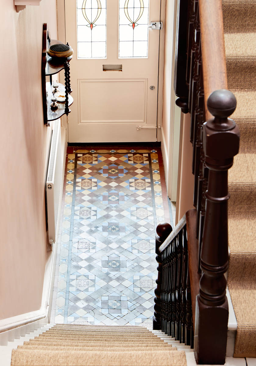 Peach Pink walls painted with Peach Flesh Pink™ No.268 