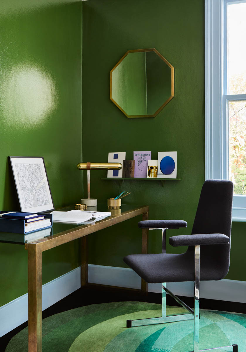 Botanical Green walls painted with Sorrel Green™ No.207 