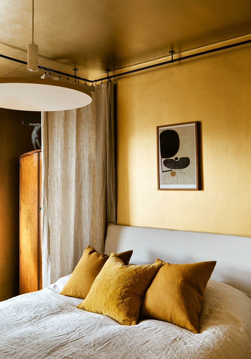 Gold Colour walls painted with FTT-001