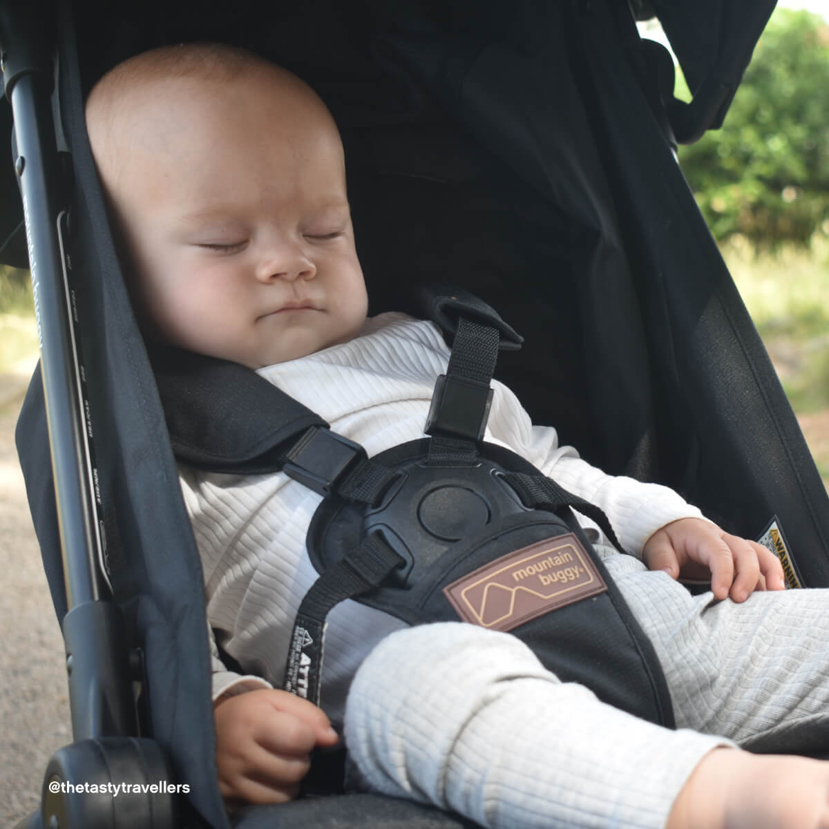 A Red Dot award winning designworld class in safety, stability and materialssuperior manoeuvrability and kerb popincredibly affordableluxury seat right from newborn