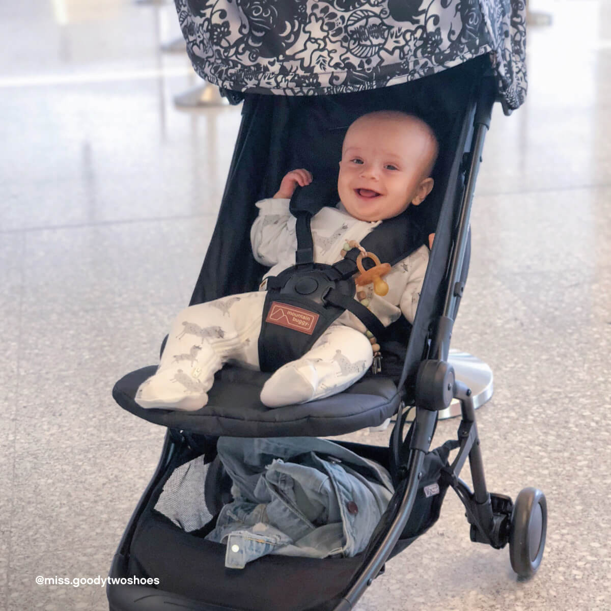 A Red Dot award winning designworld class in safety, stability and materialssuperior manoeuvrability and kerb popincredibly affordableluxury seat right from newborn