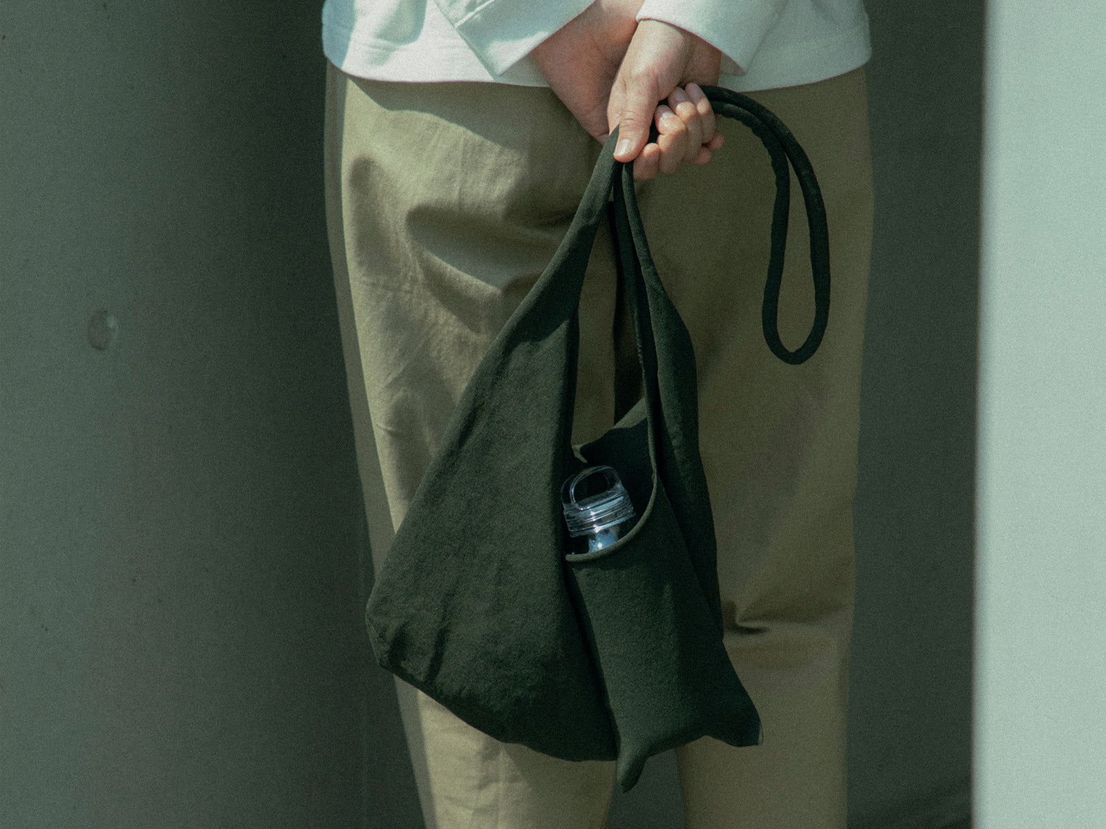 KINTO FUTO SLING BAG NL DARK GREEN THUMBNAIL 10