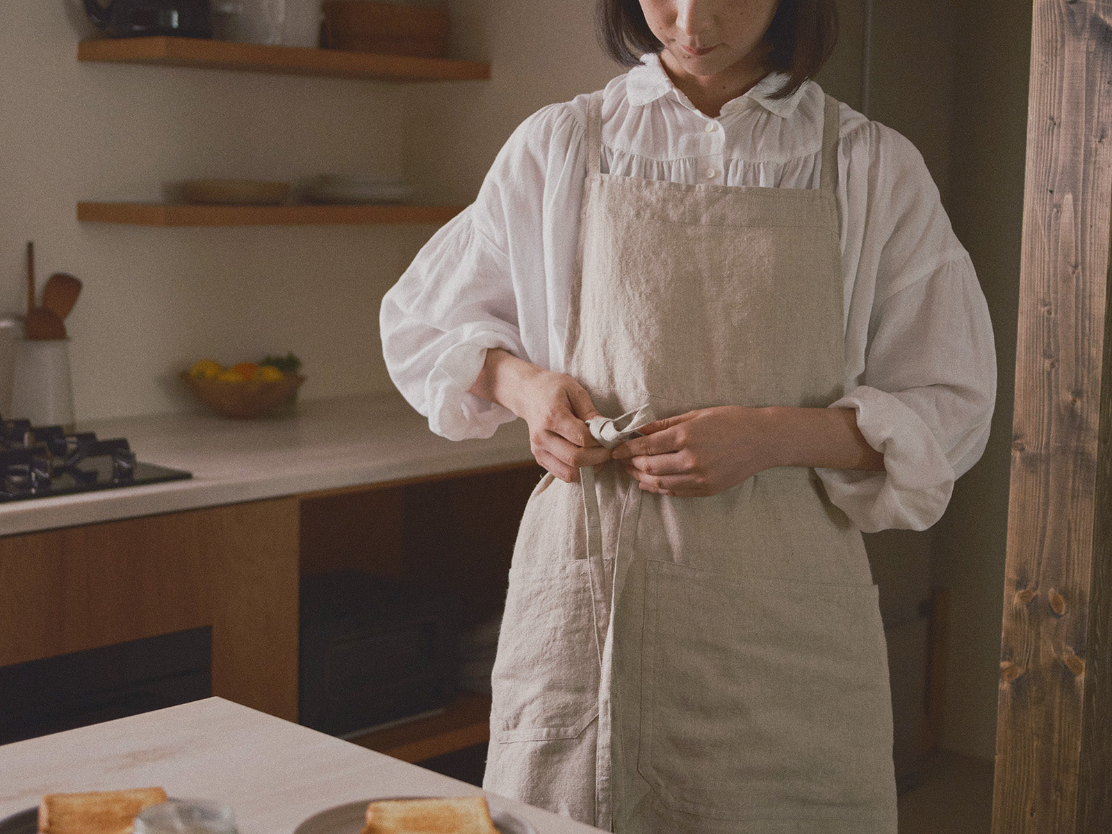KINTO FUTO FULL APRON ALI NATURAL THUMBNAIL 7