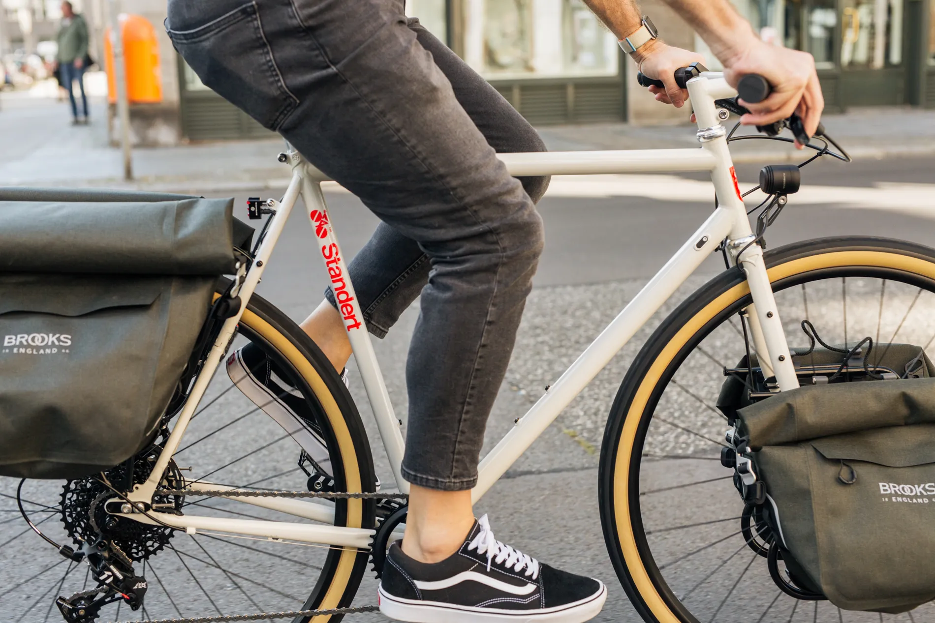 Bürgermeisterin Gravel Commuter and Touring Bikes