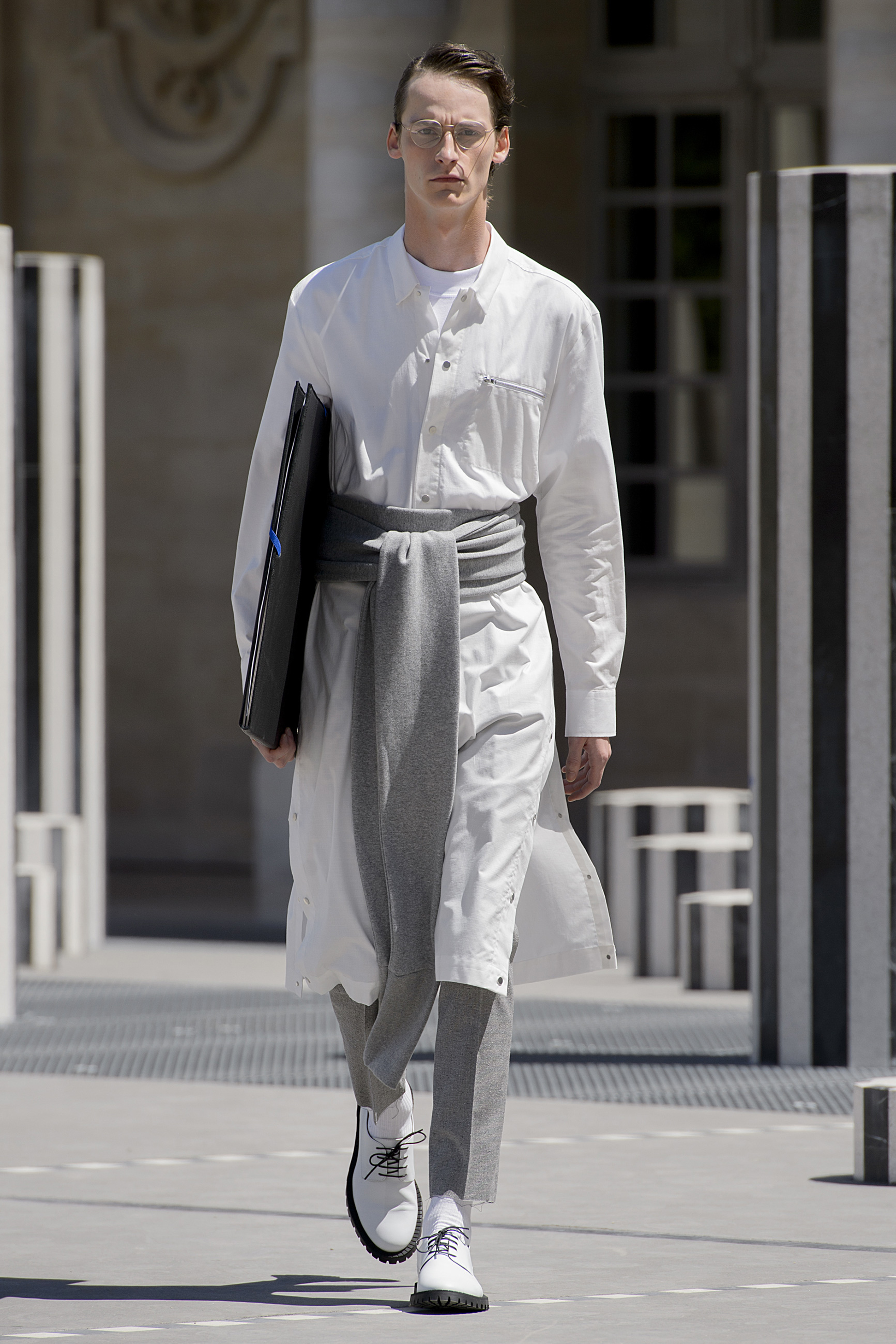 Etudes SS16 Colonnes de Buren 9