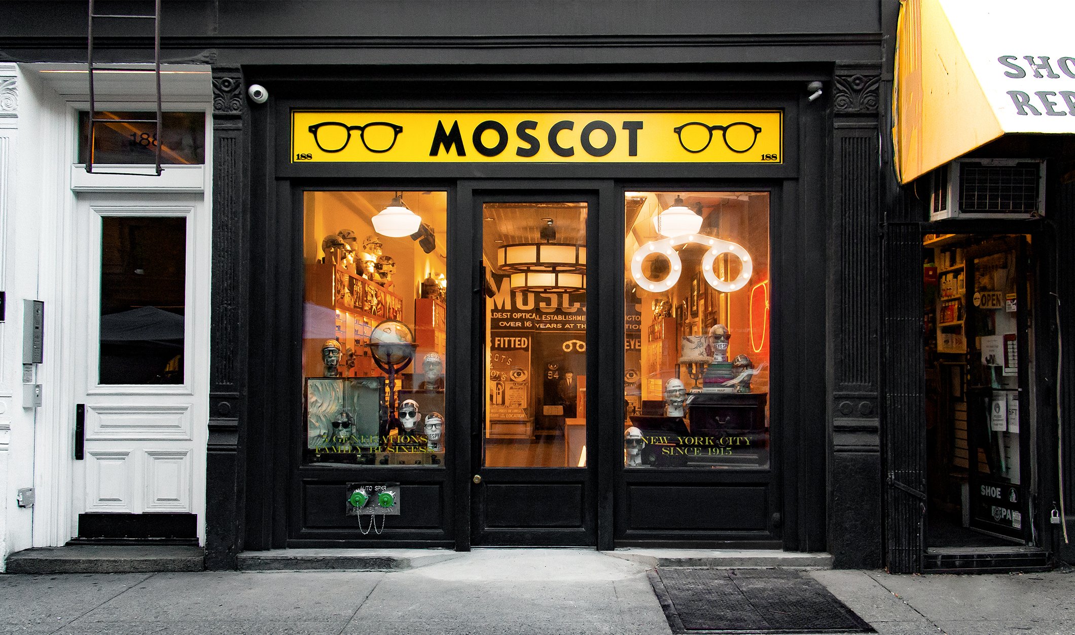 The MOSCOT Upper West Side Shop exterior