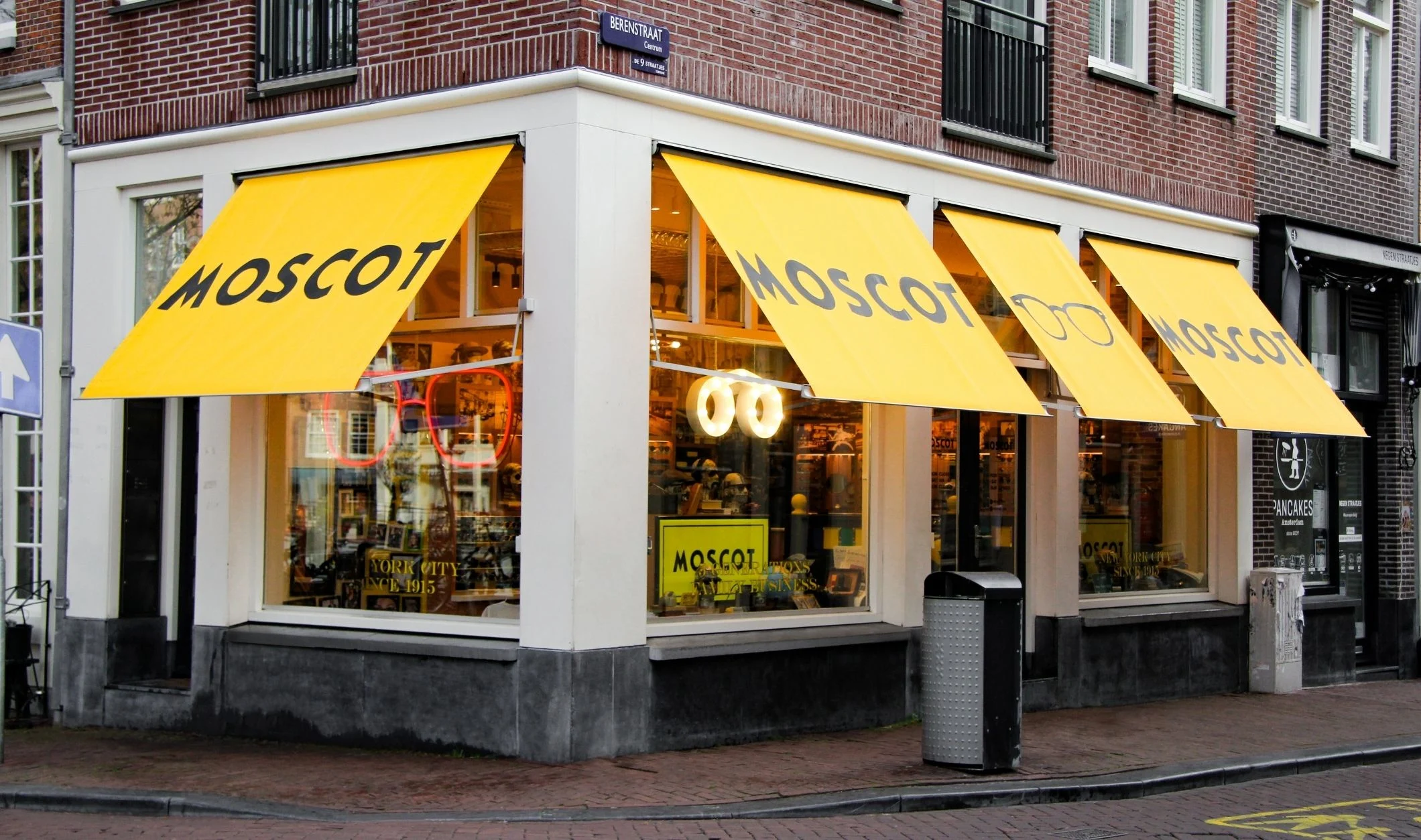 The MOSCOT Amsterdam Shop exterior