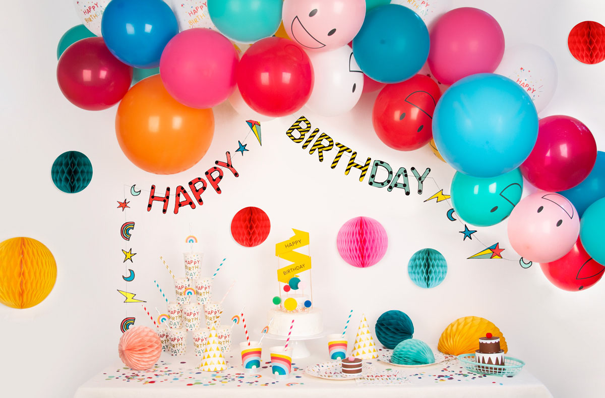 Décoration anniversaire 60 ans - guirlande joyeux anniversaire - complète  avec ballons