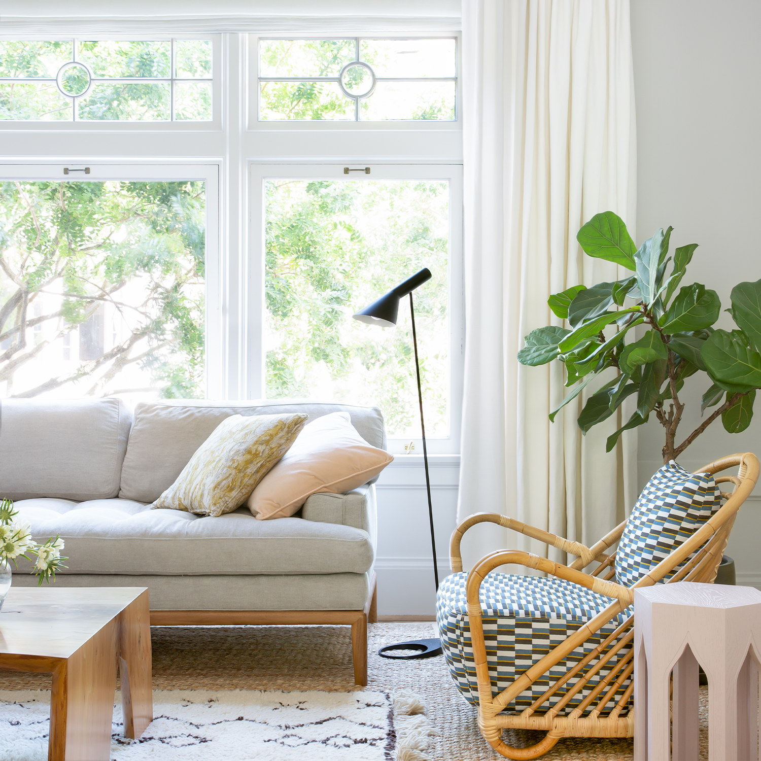 Interior by Lauren Weiss Home. Photo by Suzanna Scott.