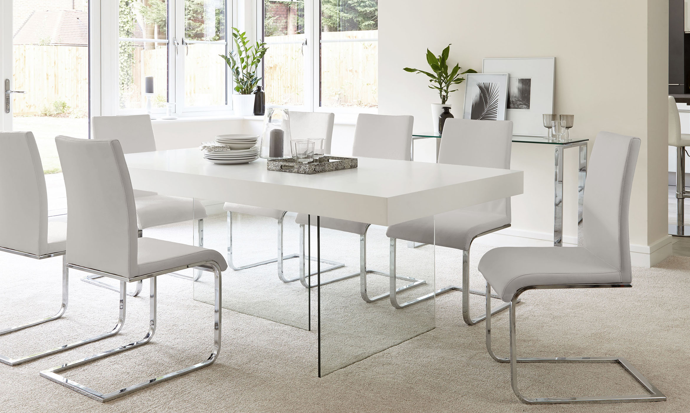 Aria White Wood Effect And Glass Dining, Round Glass Dining Table With White Leather Chairs