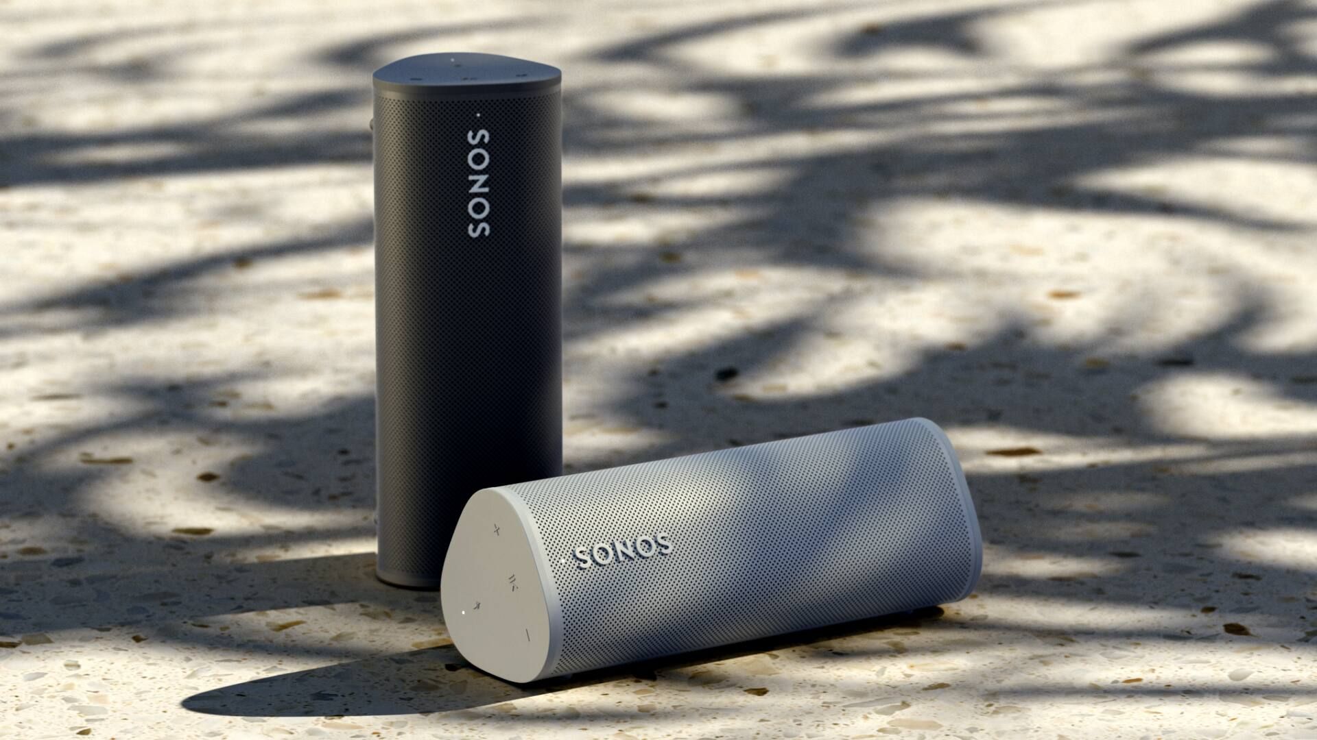 Sonos Roam Shadow Black and Lunar White Duo Outdoors