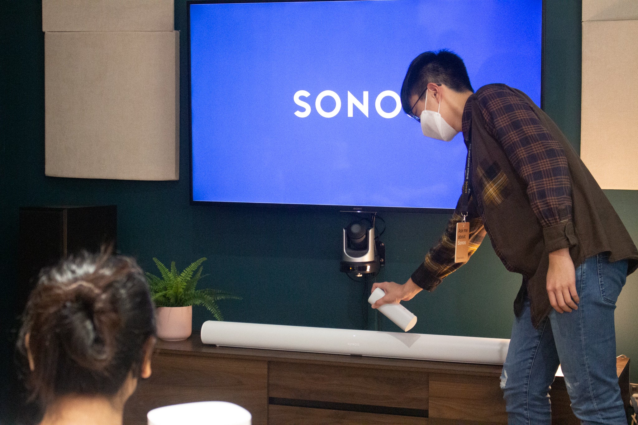 Sonos Roam Demonstration Listening Event (Pre-Launch): Sound Swap Feature