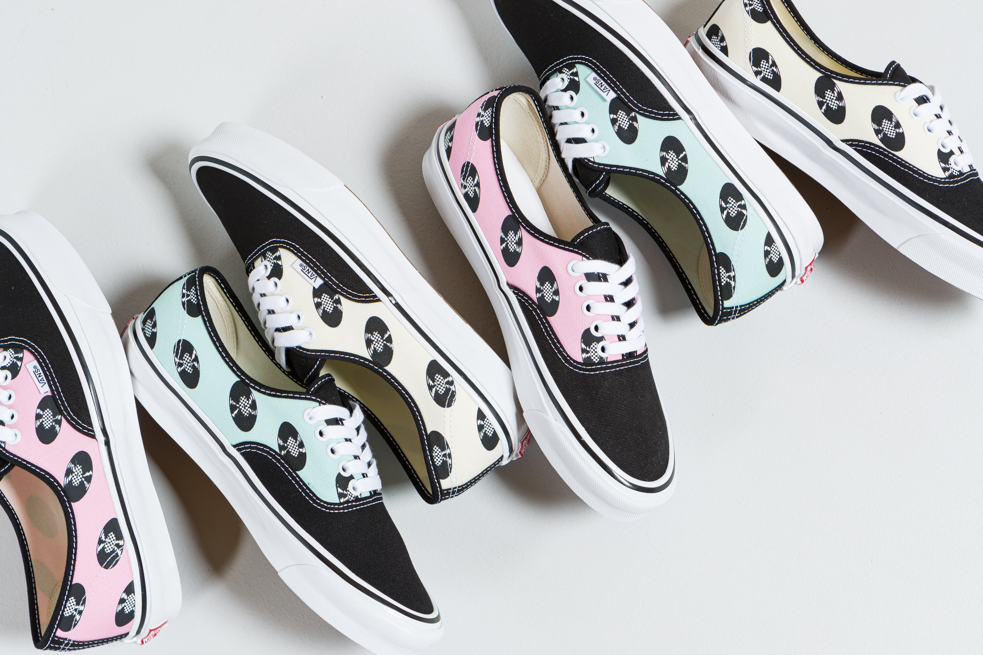 新品☆VANS×WACKO MARIA AUTHENTIC ホワイト 23.0 | alianzasuiza.org