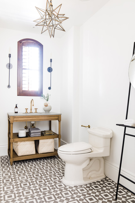 The LifestyledCo #MaverickDrProj Guest Bath