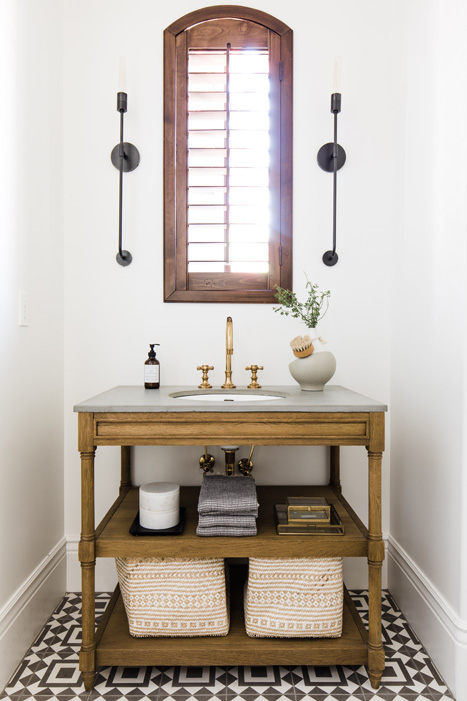 The LifestyledCo #MaverickDrProj Guest Bath