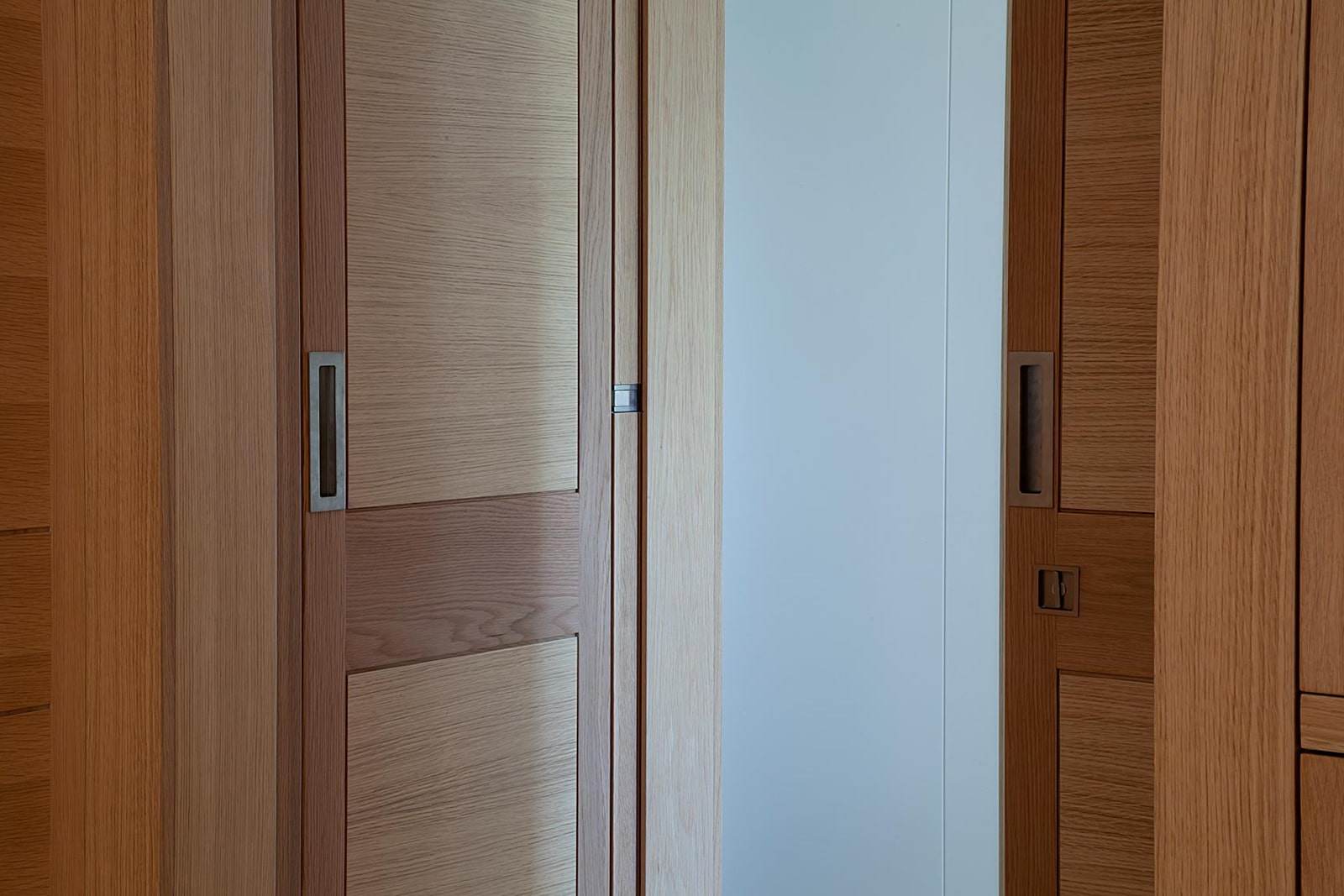 דלת כניסה ציר פנימי אלון אירופאי דלתות מסגרת 1 (1)
