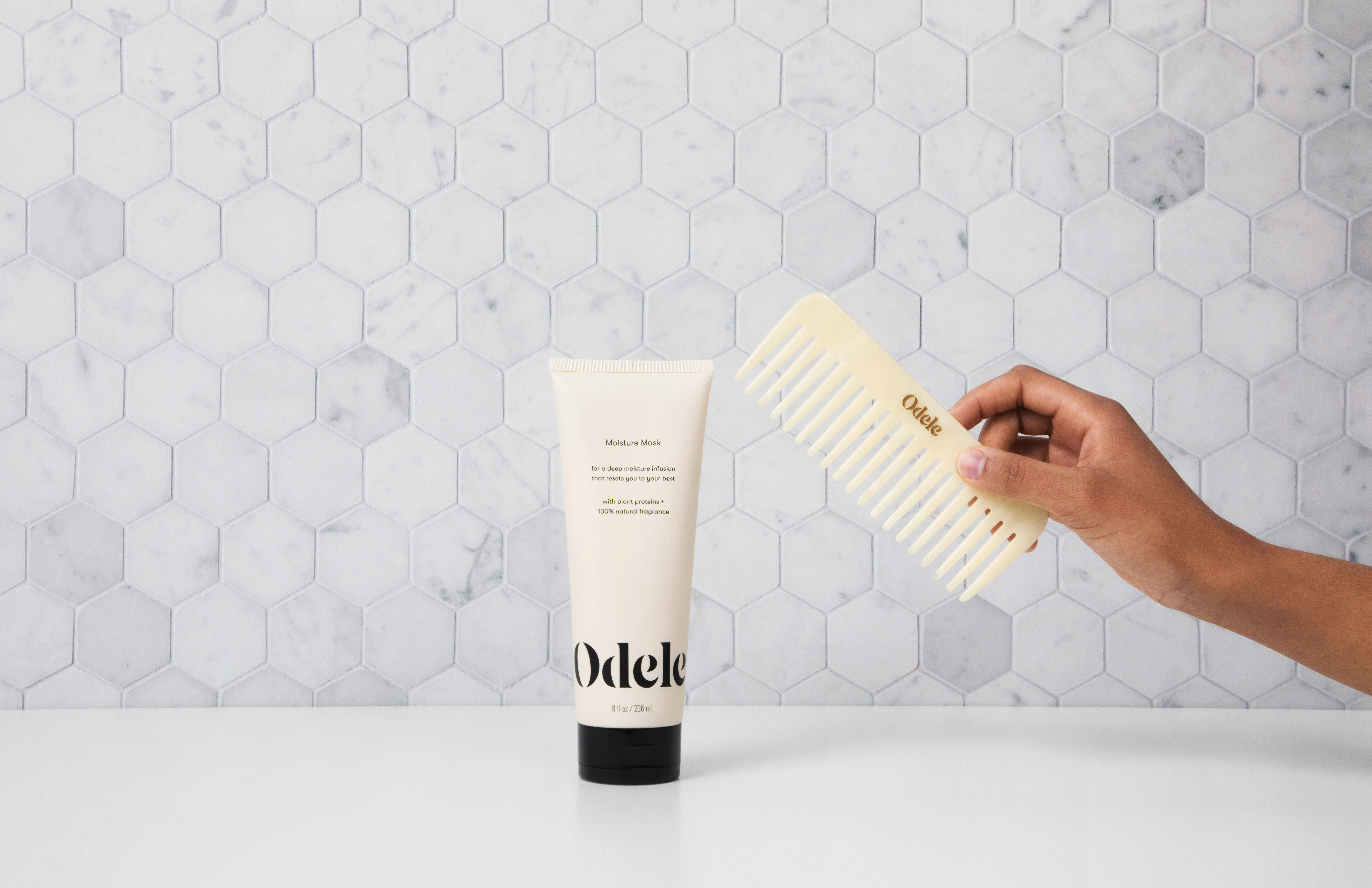 Odele Moisture Mask and Comb
