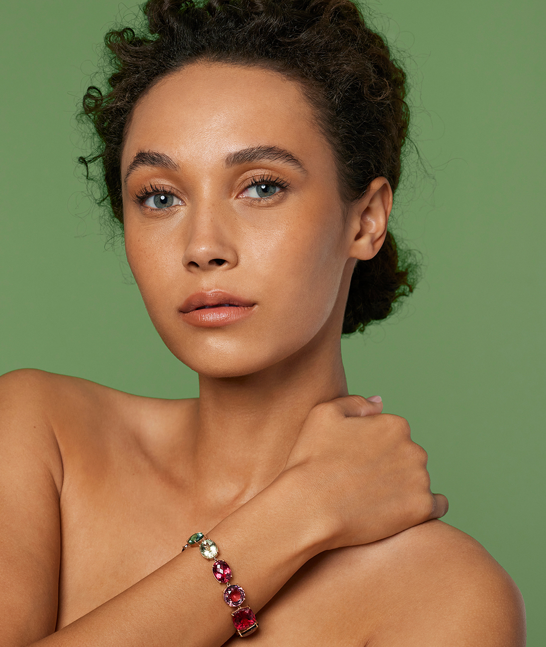 The feeling of love is a very special connection: let each link in our gemstone link bracelets be a reminder of that sweet bond.SHOP LINK BRACELETS