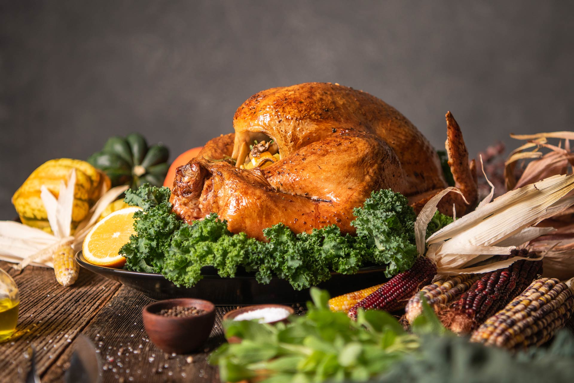 https://cdn.accentuate.io/556301516848/34735242053/smoked_turkey_recipe_hero-v1637268913894.jpg?1920x1281