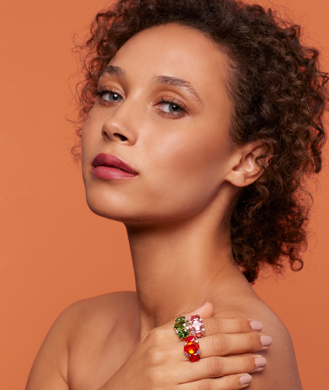 A stunning study in color, our Gemmy Gem Three Stone Rings play up your favorite gemstone hue accented with full-cut diamonds and set in 18k gold.SHOP THREE STONE RINGS