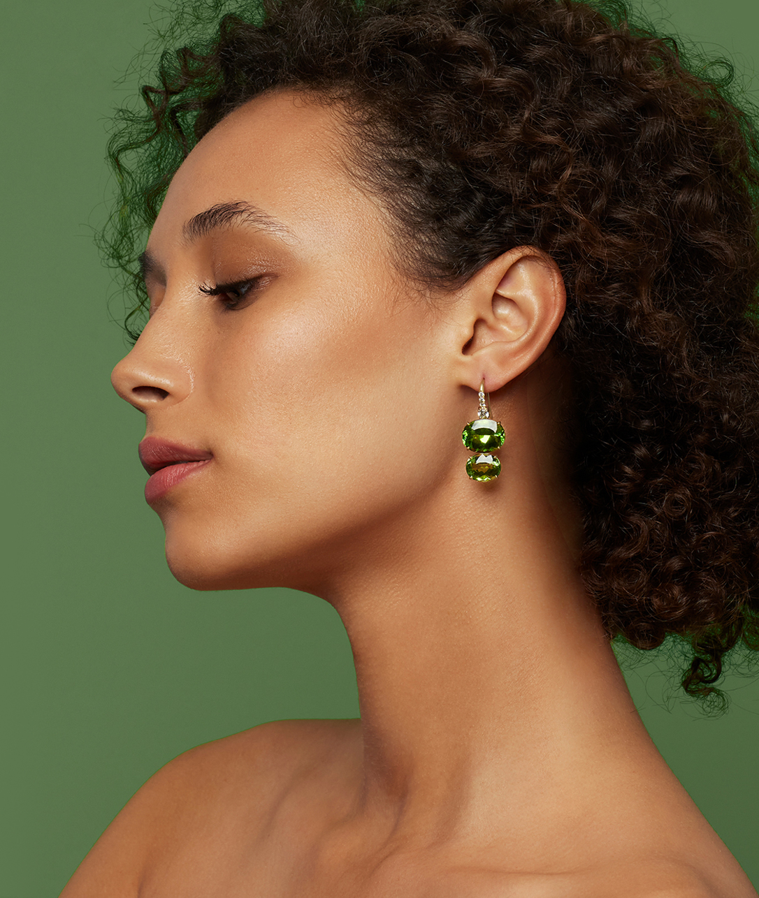Dress Code: Cocktail
A pair of gorgeous Double Drop Earrings spins classic style for a fresh look that will stand the test of time.SHOP DOUBLE DROP EARRINGS