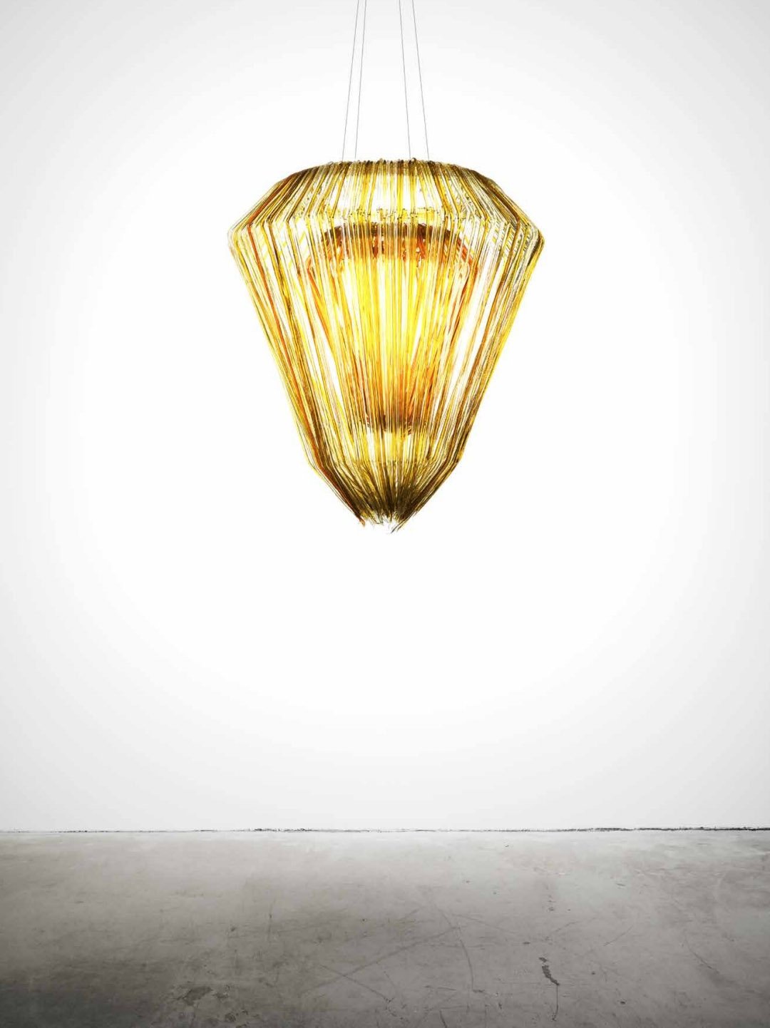 The Brill Chandelier, Model E. Photo c/o Jacopo Foggini.  