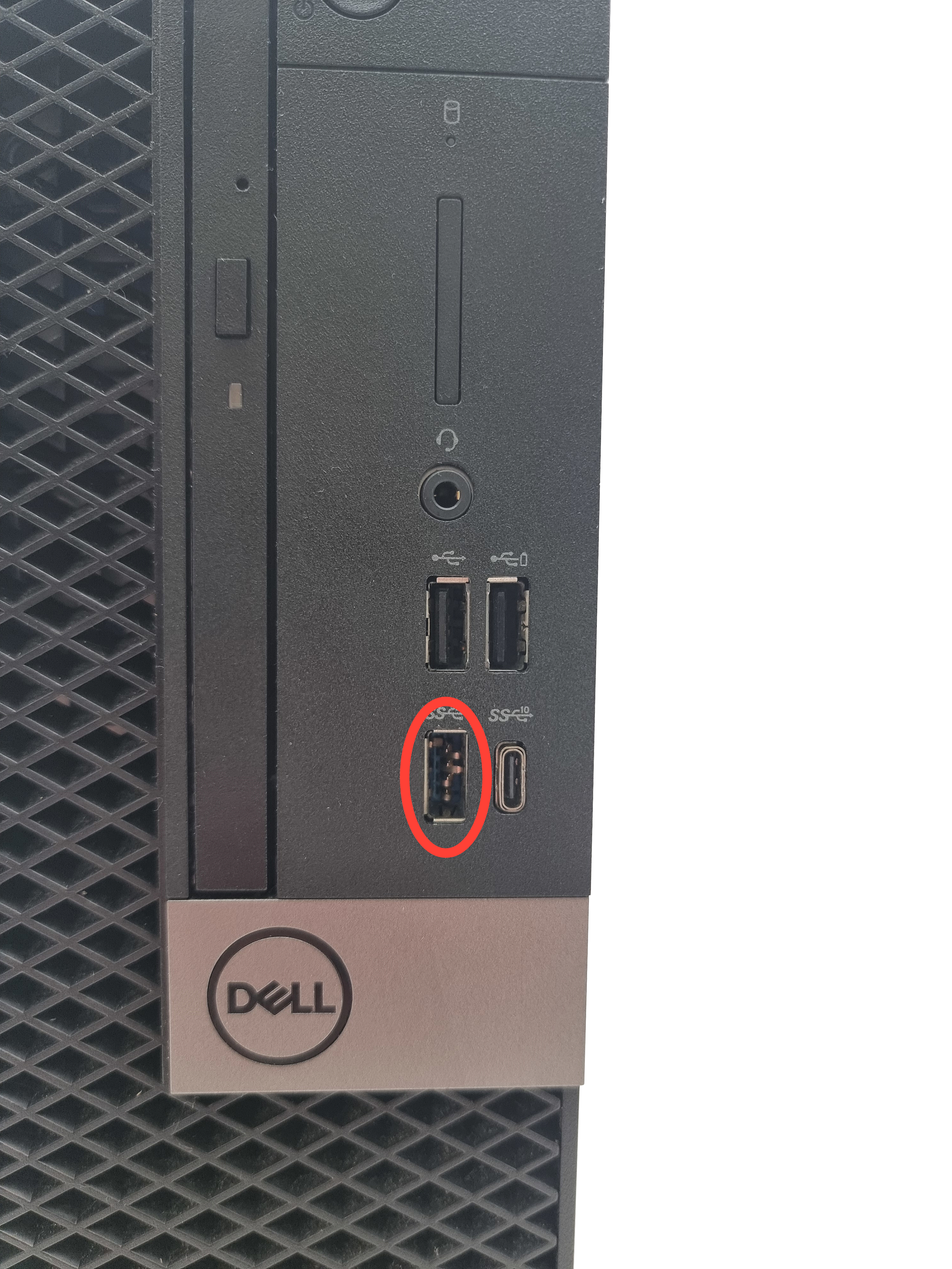 Device #2 - Damage to highlighted front USB port