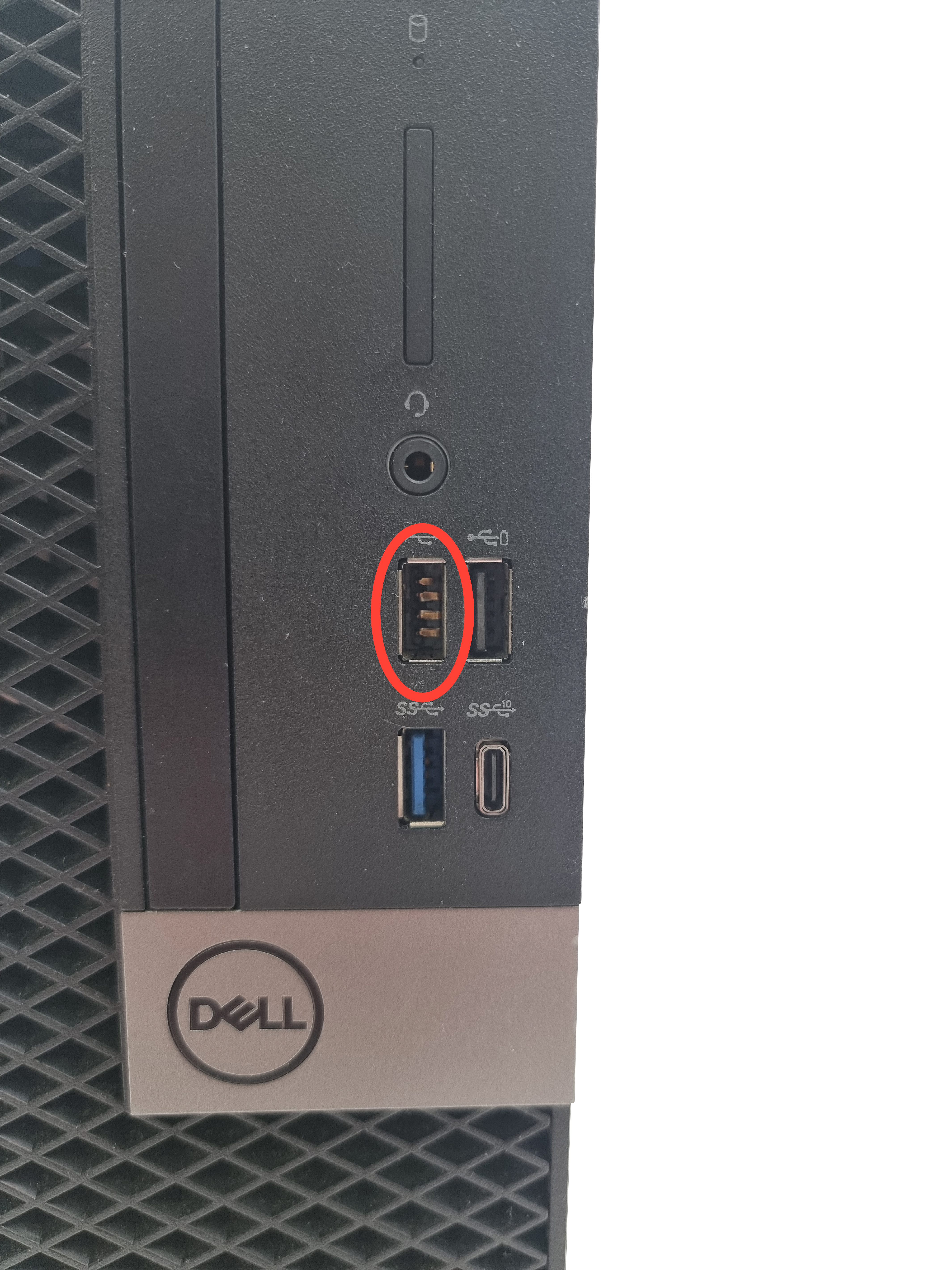 Device #1 - Damage to highlighted front USB port