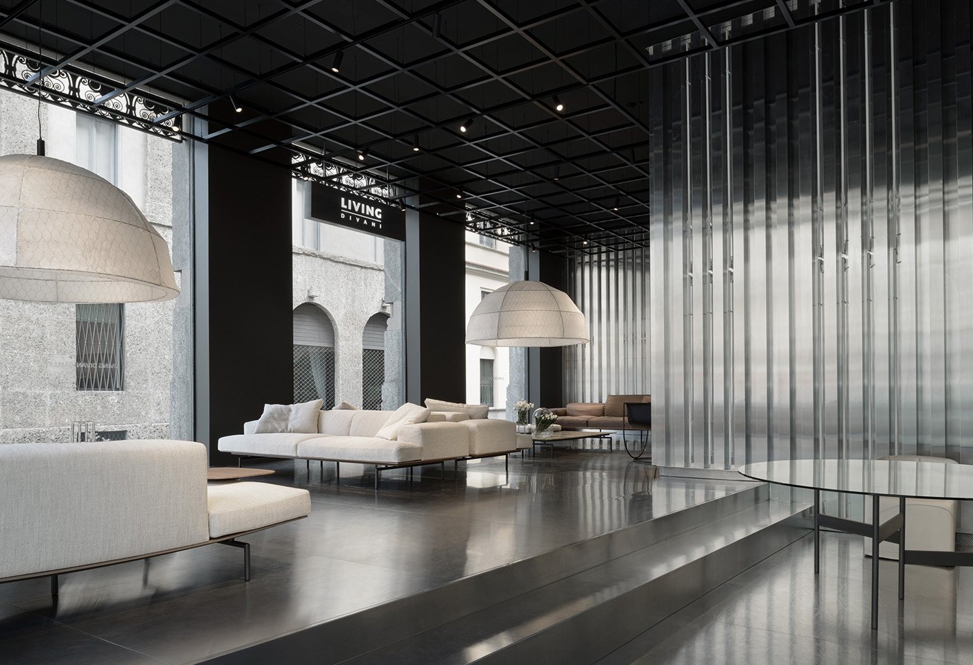 The Living Divani Gallery in the centre of Milan designed by Piero Lissoni. Photo © Francesco Caredda.
