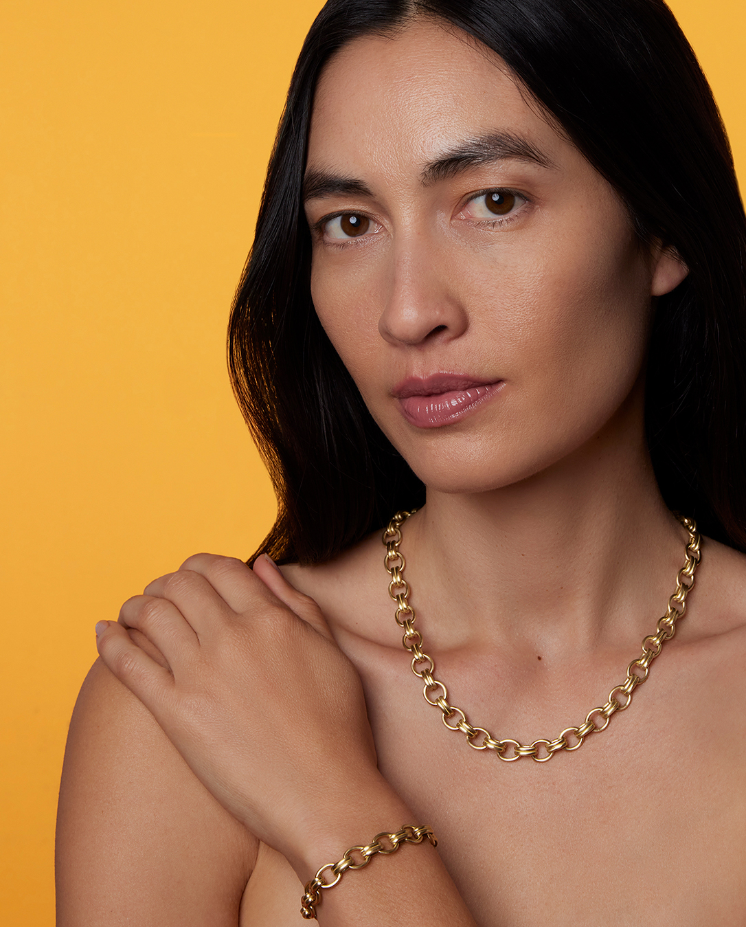 For the Minimalists:
Keep it simple, but never boring, and pair your exquisite chain necklace with a matching bracelet.SHOP CHAINS