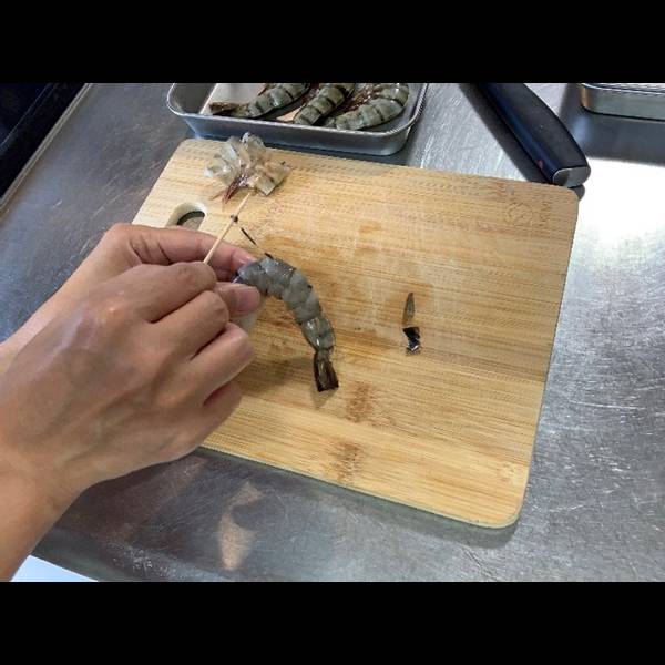 Devaining the shrimp