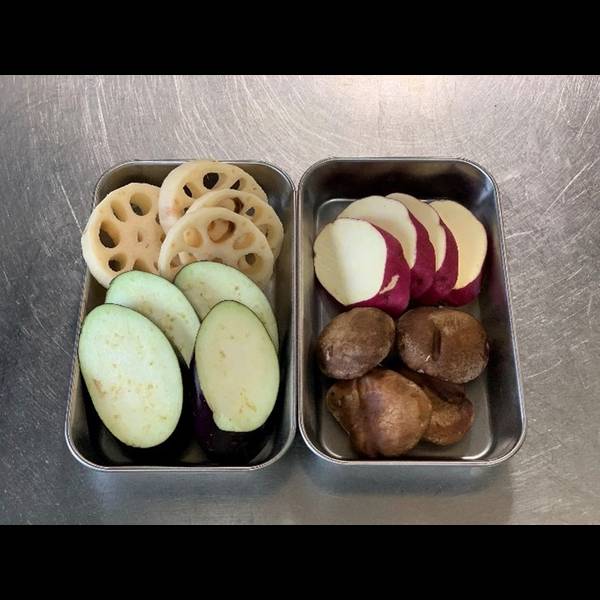 Cut vegetables