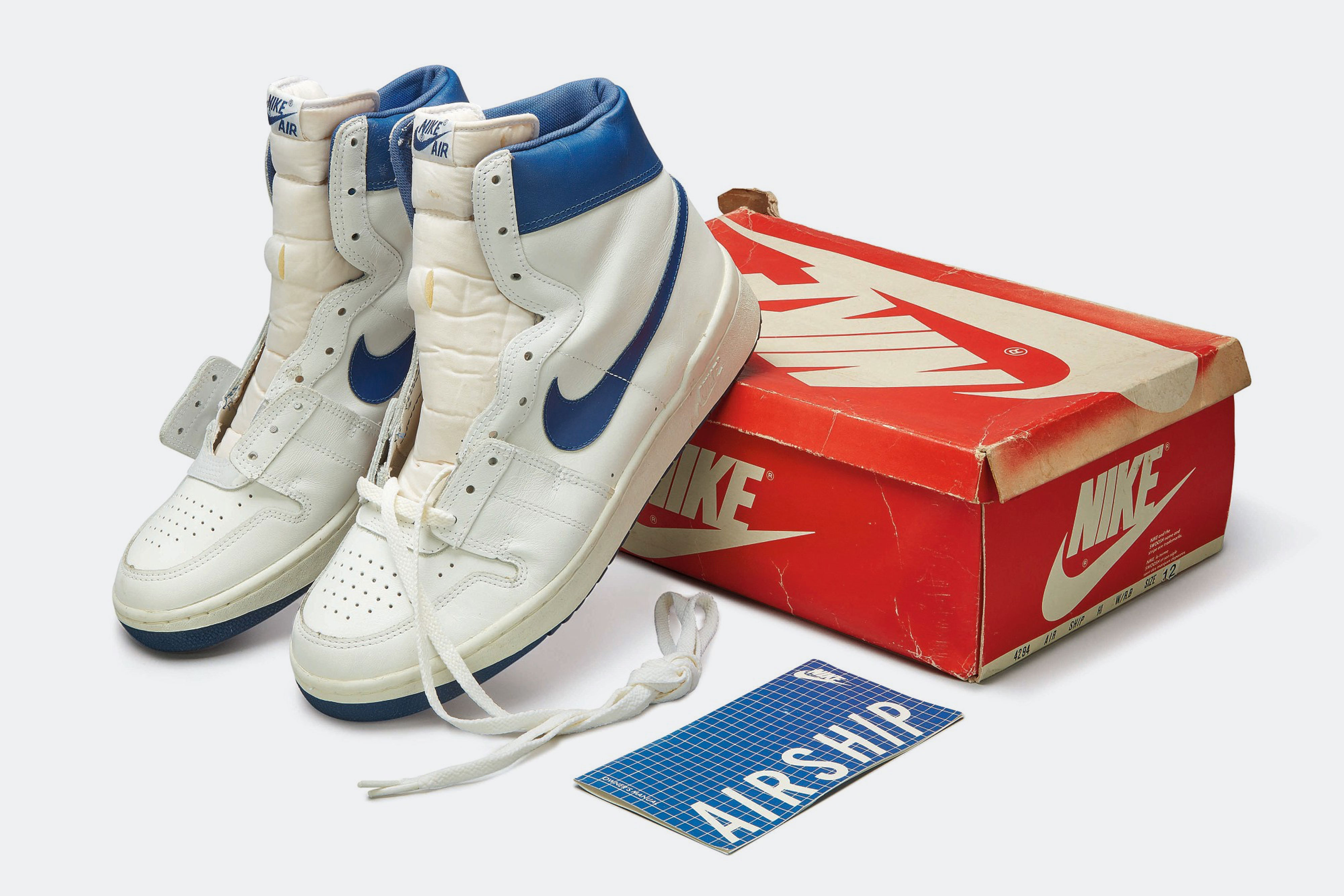 Up There Journal: Unbanned – Return of the Nike Air Ship
