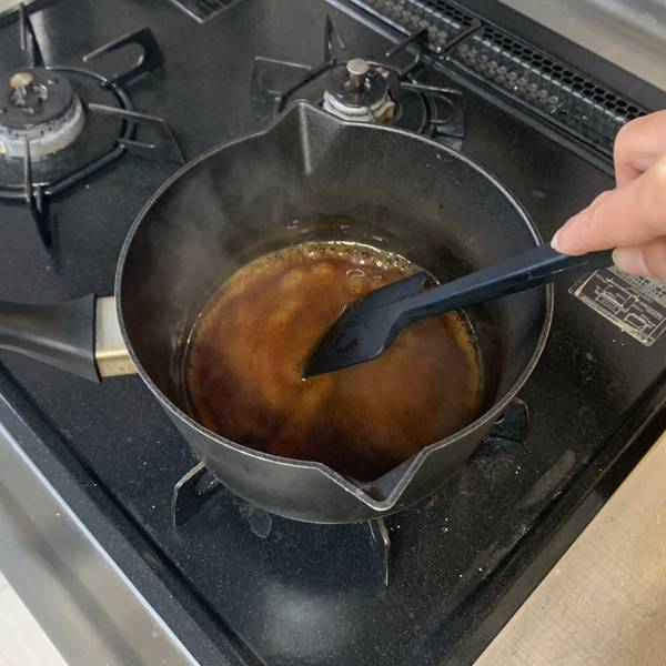 Making the soy sauce glaze