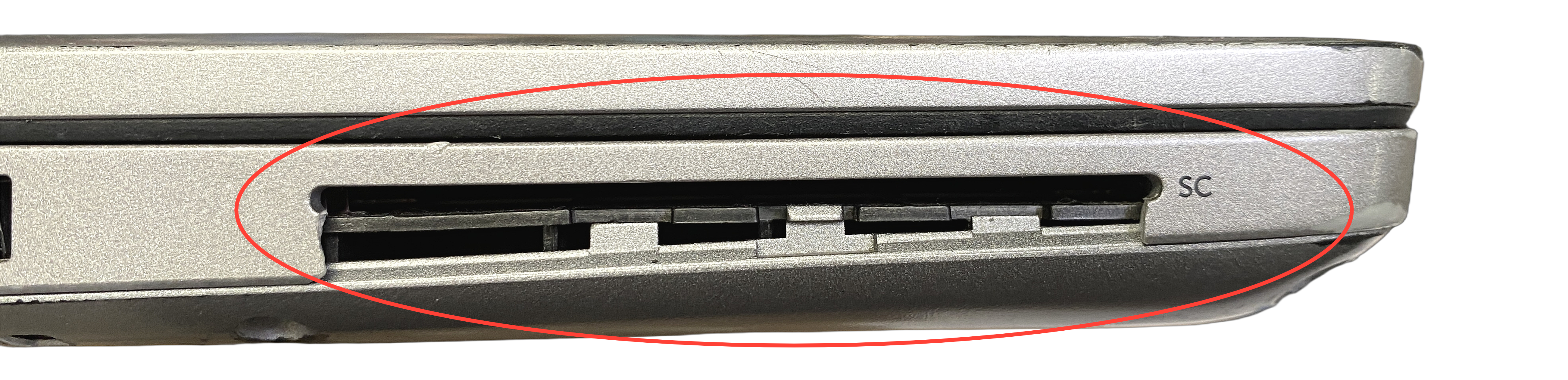 Device #3 - Damaged smart card slot