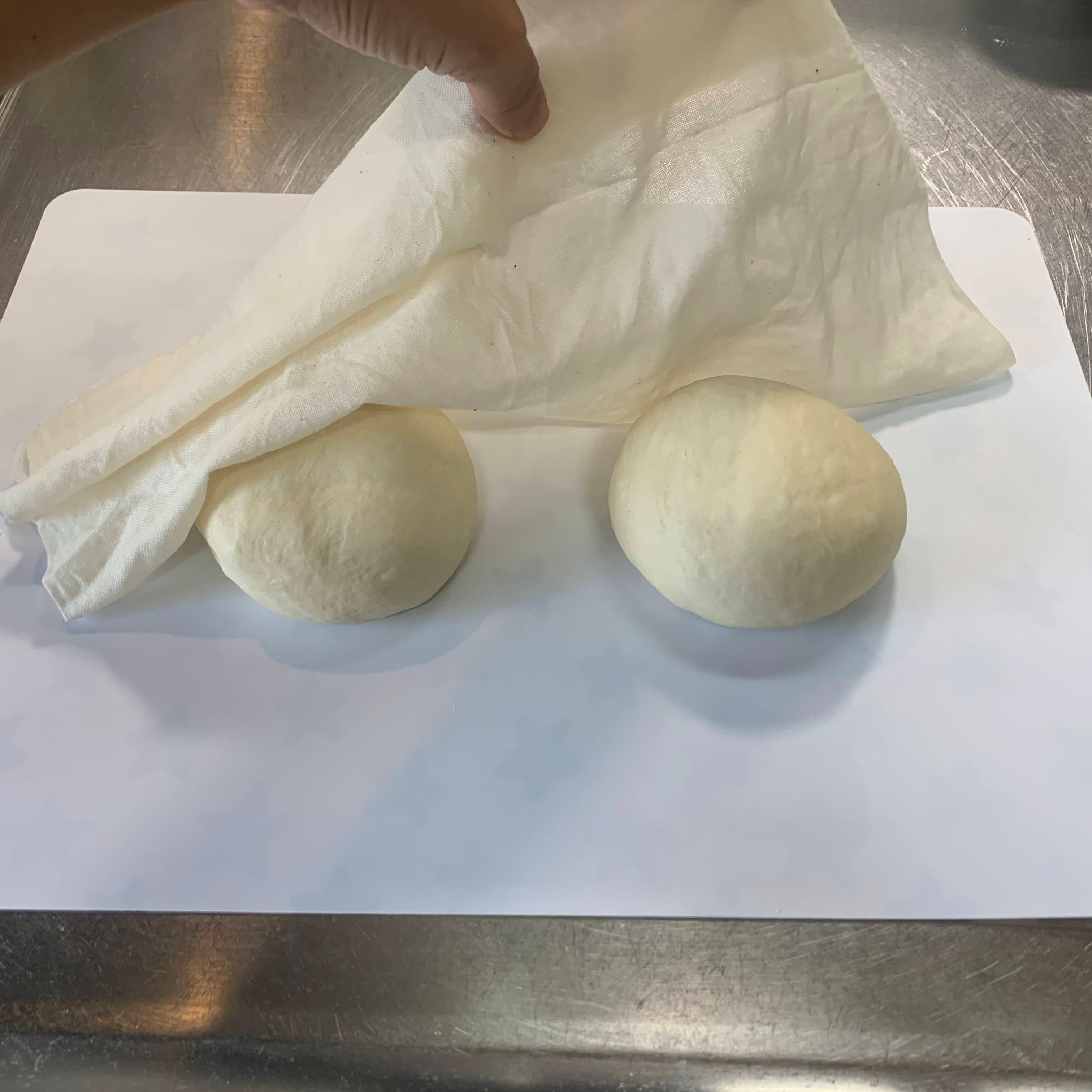 Shaped dough balls 