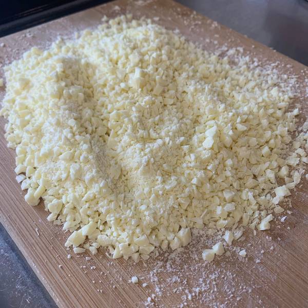 Finely chopped white chocolate 