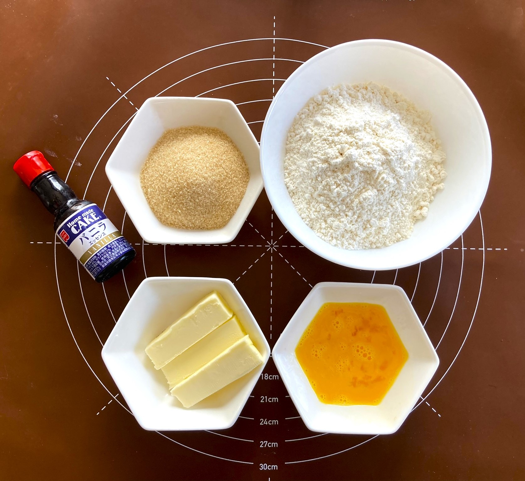 Picture 1: Ingredients for the biscuit dough