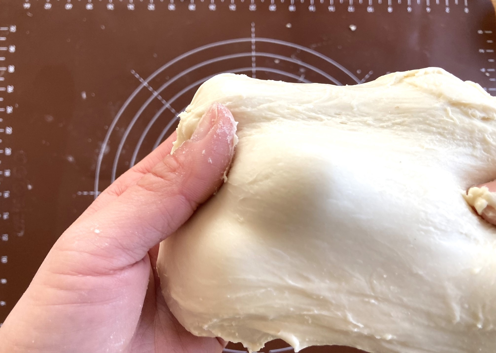 Dough with fully developed gluten