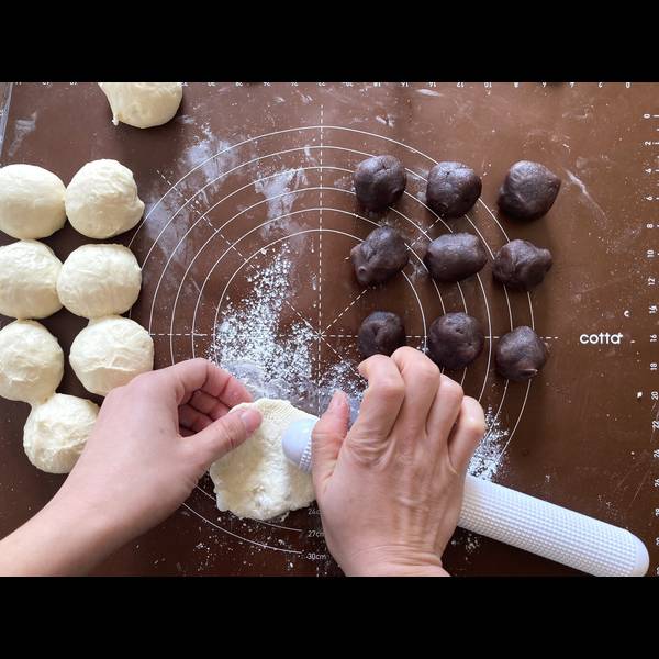 Shaping each piece of dough