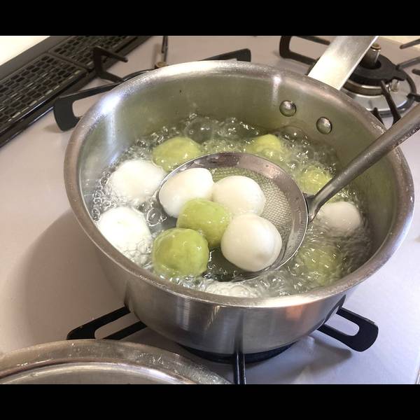 Taking the dango out of the boiling water