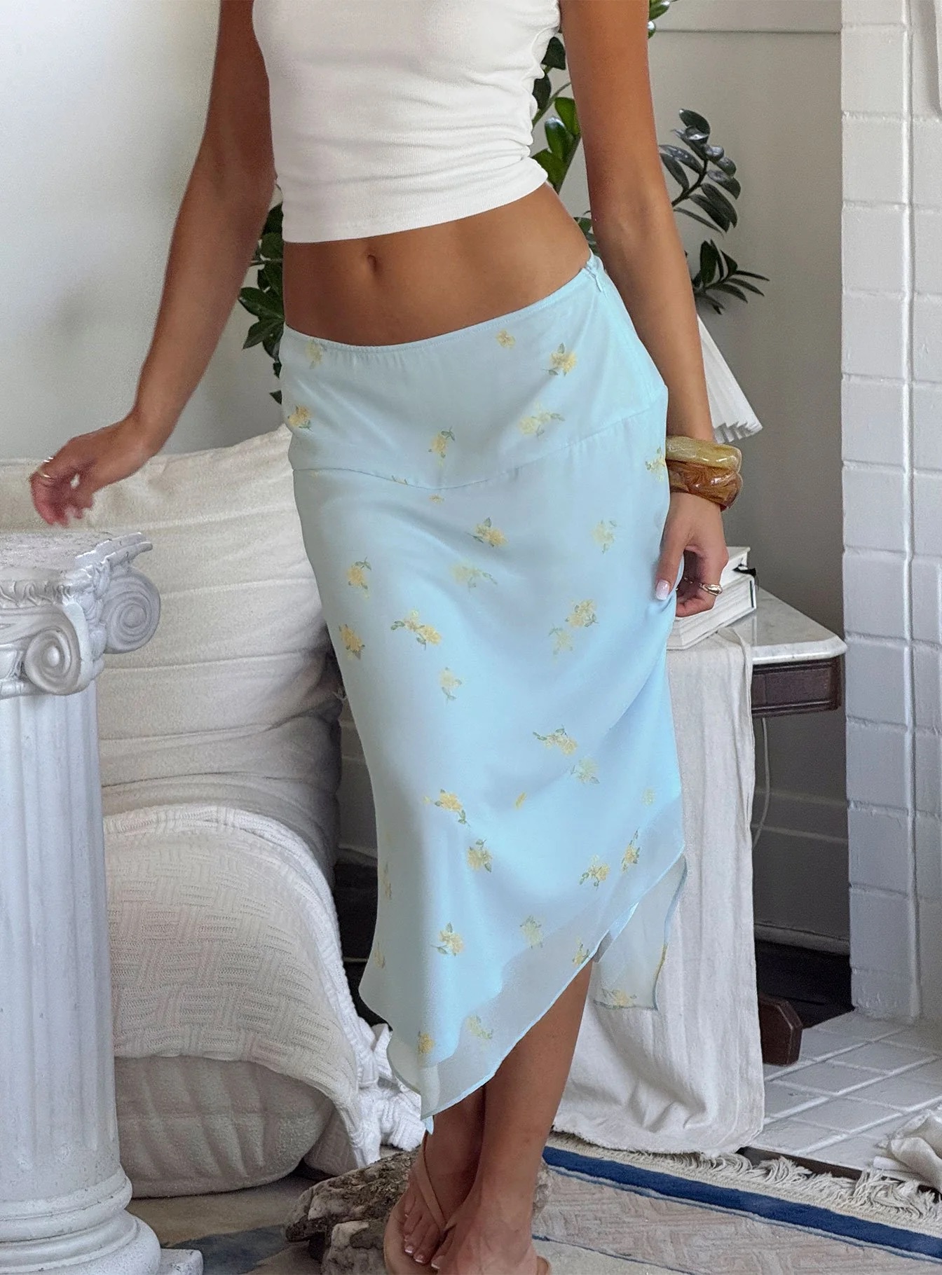 Princess Polly blue midi skirt Portugal outfit