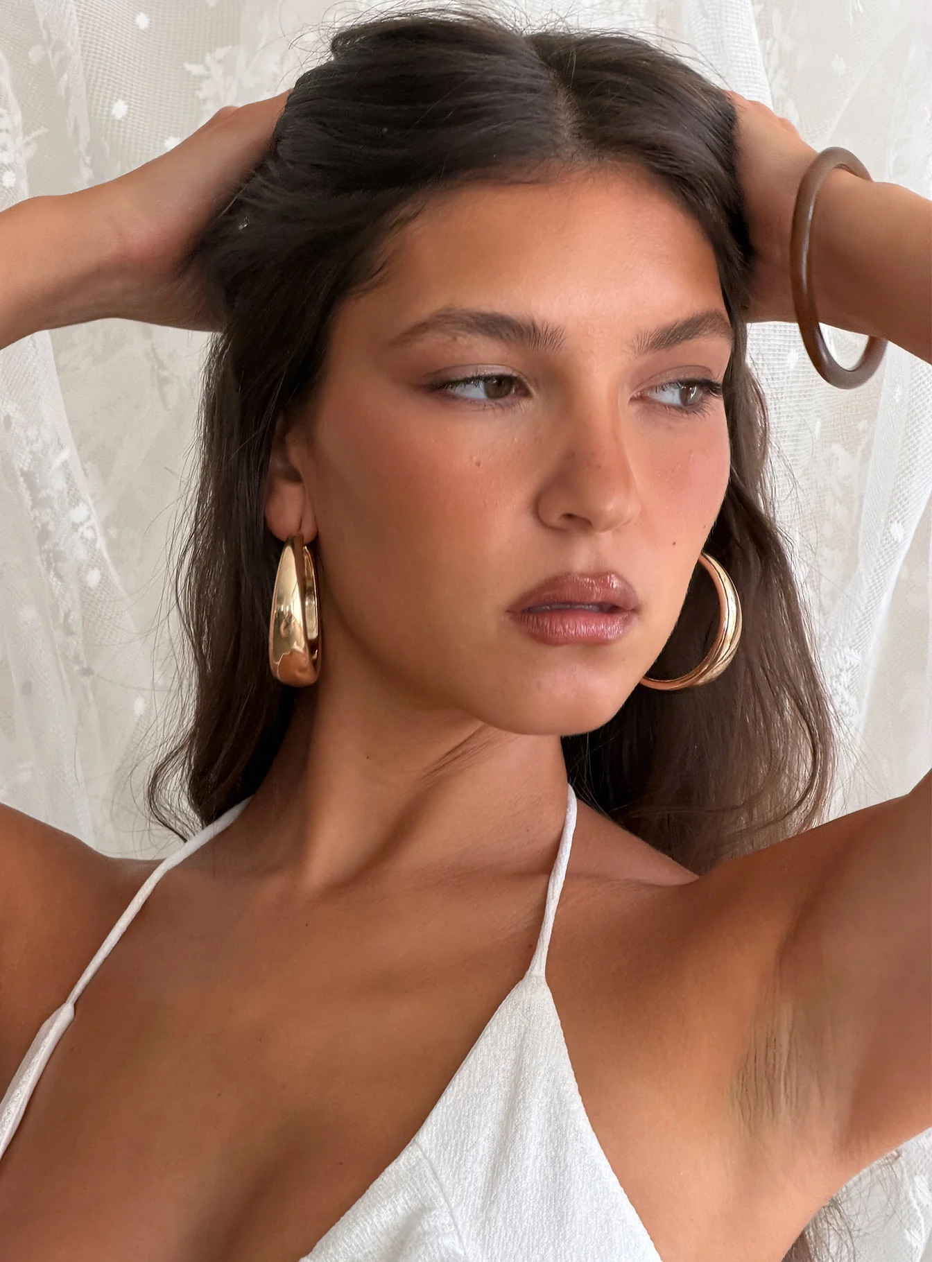 How to Style Your Summer Date Outfit - Princess Polly Gold Earrings