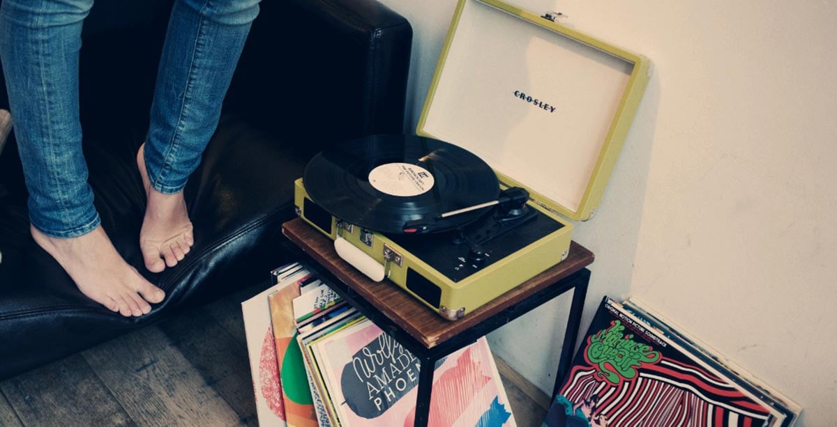 Suitcase Turntable