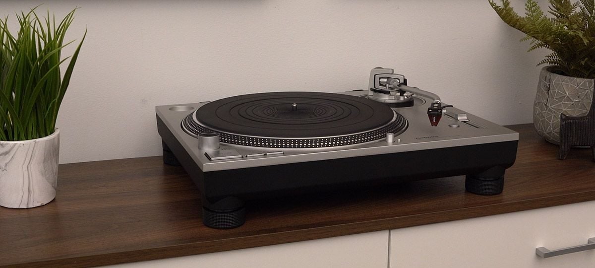 Turntable