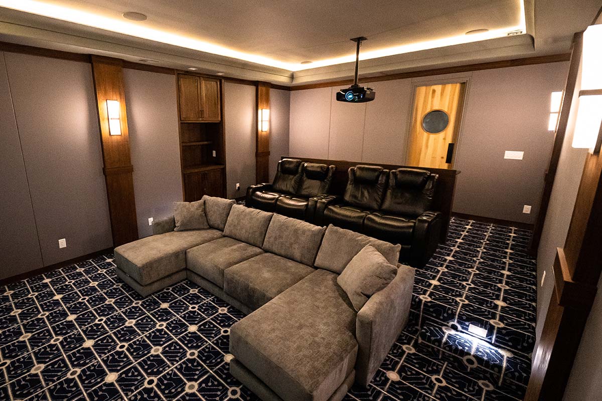 7.2.4 Home Theater seating and projector