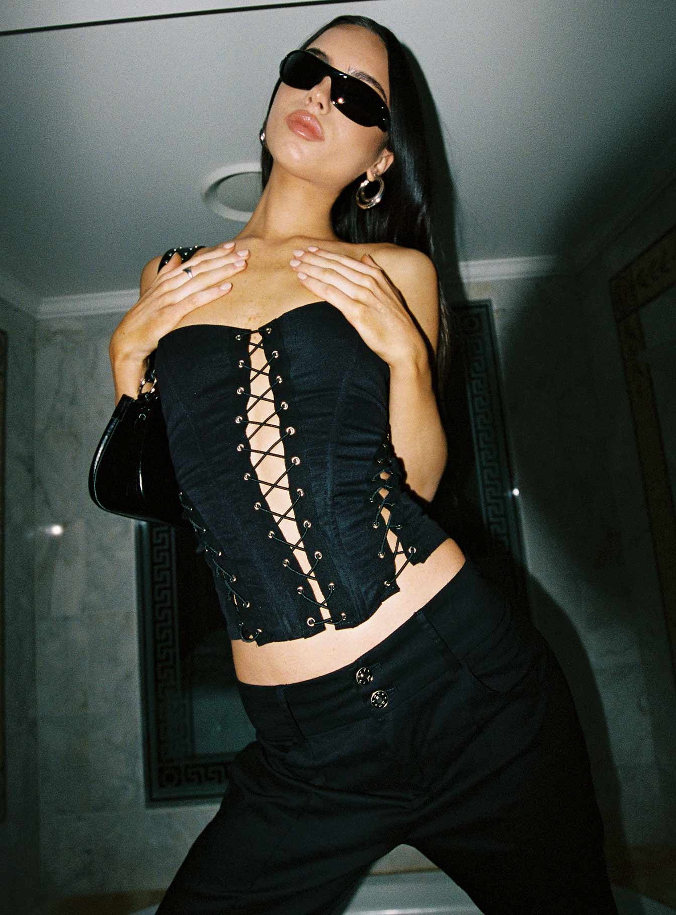 college student wearing princess polly campus party outfit