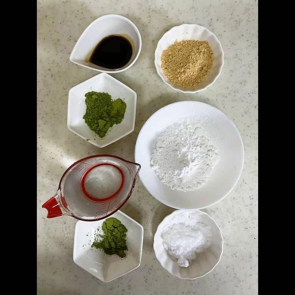 Ingredients for matcha warabi mochi