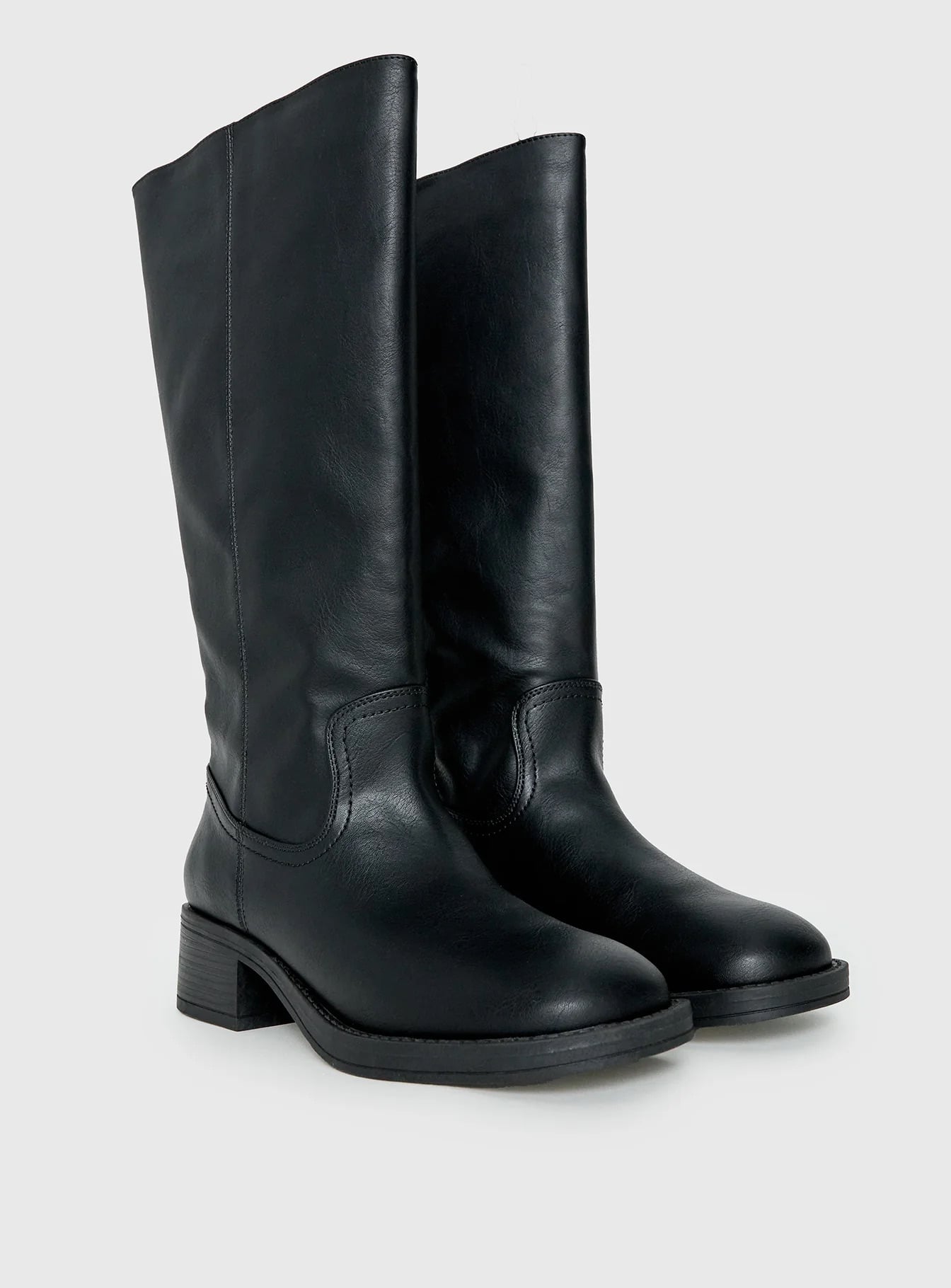 Halloween Costume Ideas - Nikki From Obsession Outfit Boots