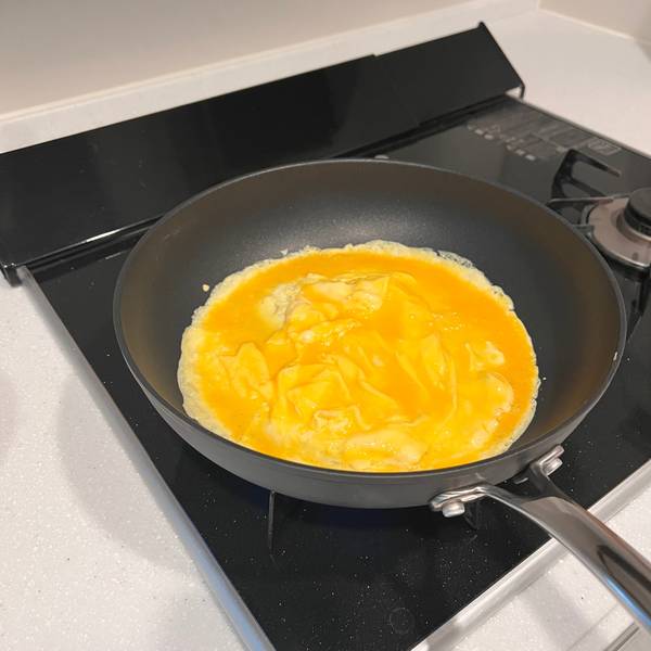 Cooking the eggs in a fry pan